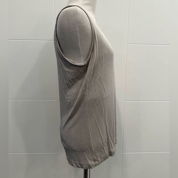 Chico’s Large Elegant Gray Sleeveless Top - Picture 3 of 5